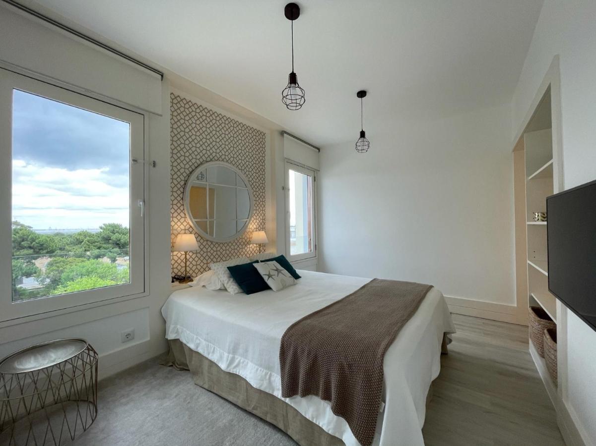 Beautiful Penthouse Apartment With Terrace - 4 Minute Walk To The Beach 트로이아 외부 사진