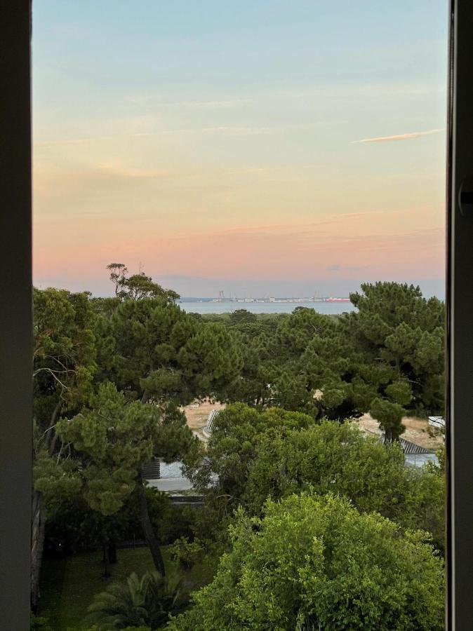 Beautiful Penthouse Apartment With Terrace - 4 Minute Walk To The Beach 트로이아 외부 사진